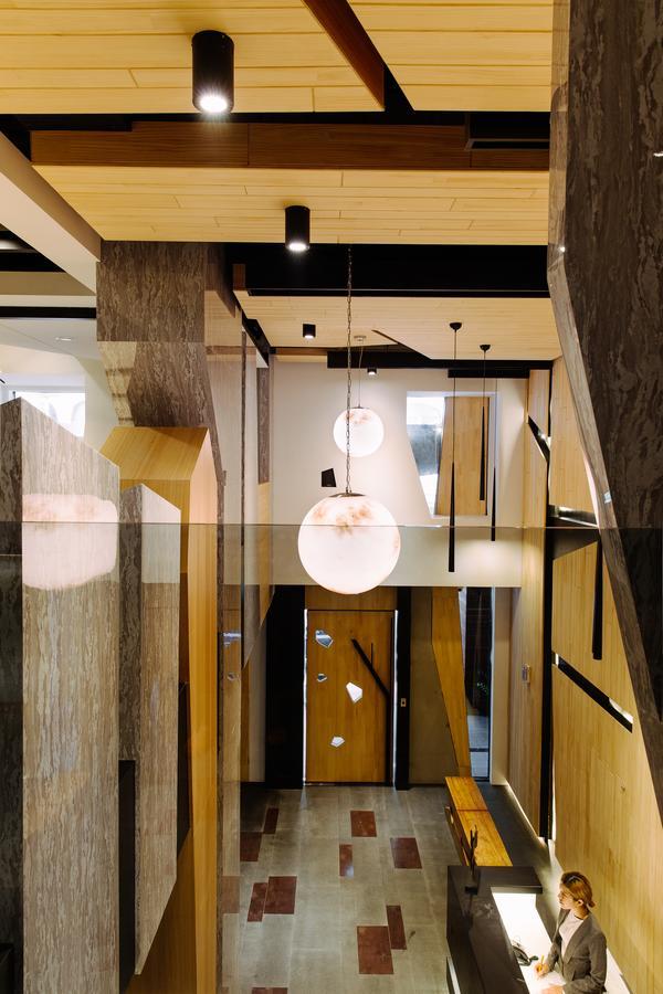 Check Inn Taichung Zhongshan Bagian luar foto