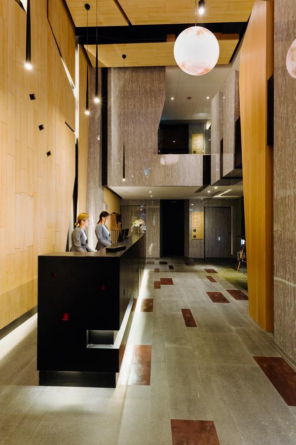 Check Inn Taichung Zhongshan Bagian luar foto