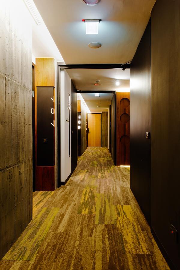 Check Inn Taichung Zhongshan Bagian luar foto