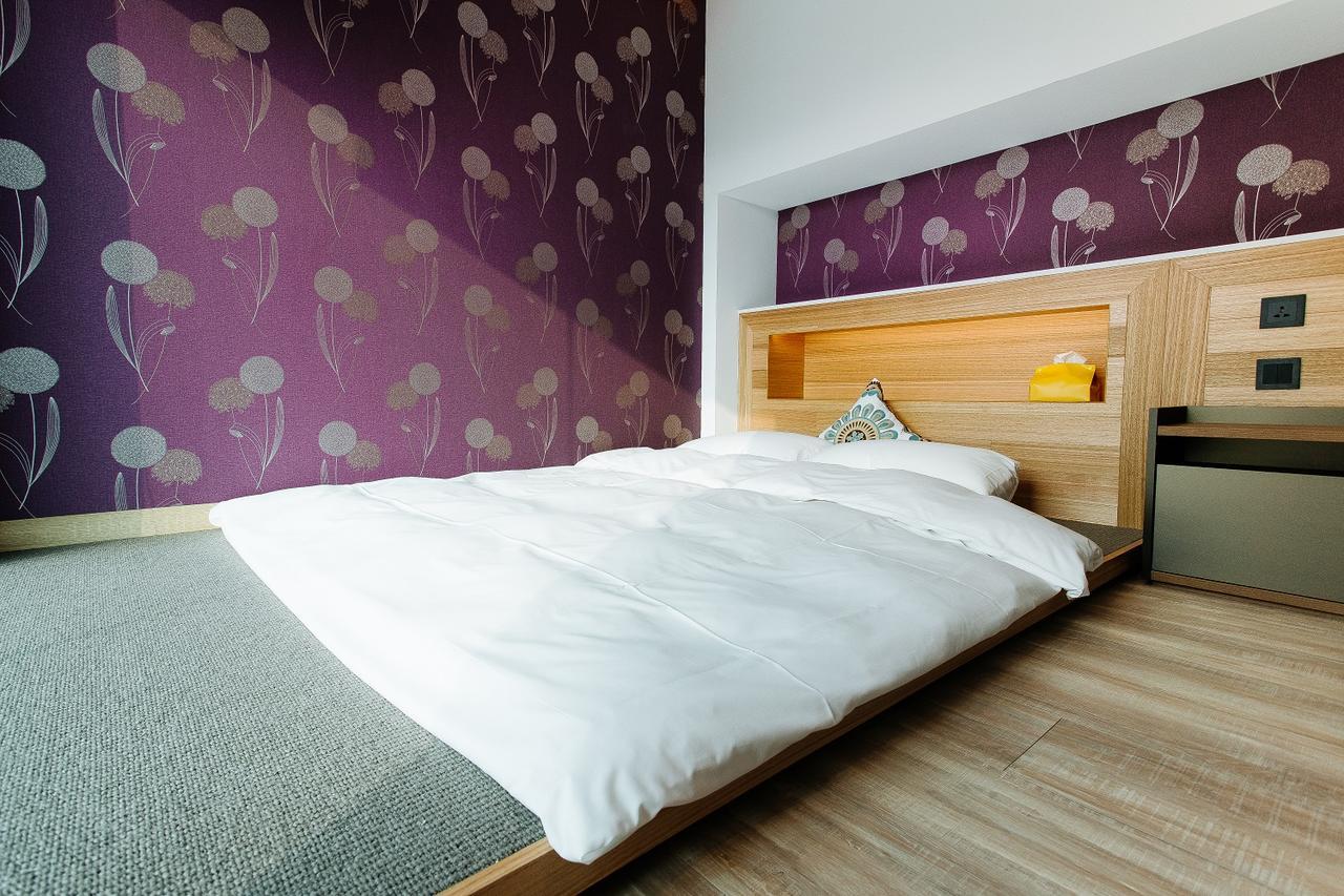 Check Inn Taichung Zhongshan Bagian luar foto